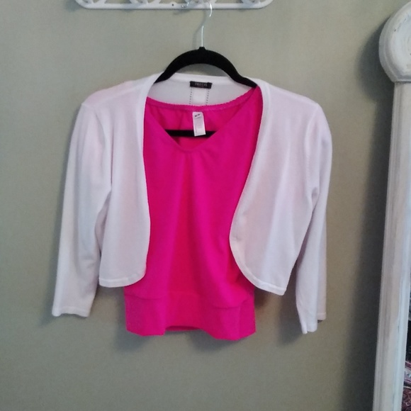 Crop style white jacket - Picture 3 of 3